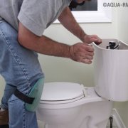 Jak uzavřít prasklinu na záchodové misce
