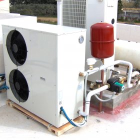 Tepelné čerpadlo vzduch-voda: přehled technologie vlastního návrhu