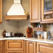 5 начина да използвате полезно кътче в малка кухня