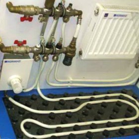 Комбинирано отопление: изграждане на система от „радиатори плюс подово отопление“
