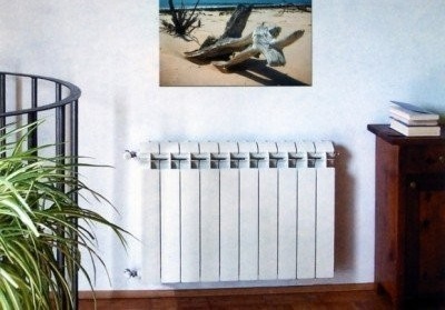 Биметален радиатор за отопление в апартамент
