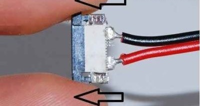 Conector con cables