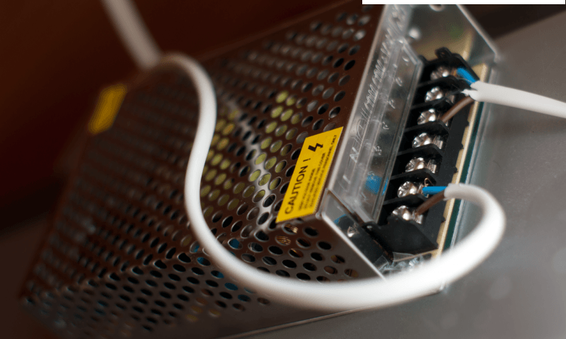 Výběr zdroje napájení pro LED pásek